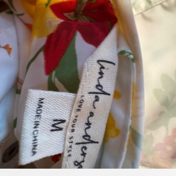 Hooded rain jacket/wind breaker - Picture 5 of 5